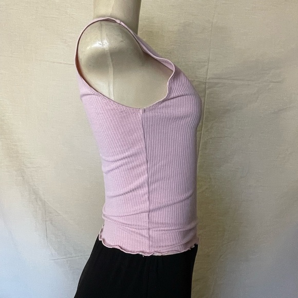 Lavender Button-Front Ribbed Tank Top - Picture 2 of 12